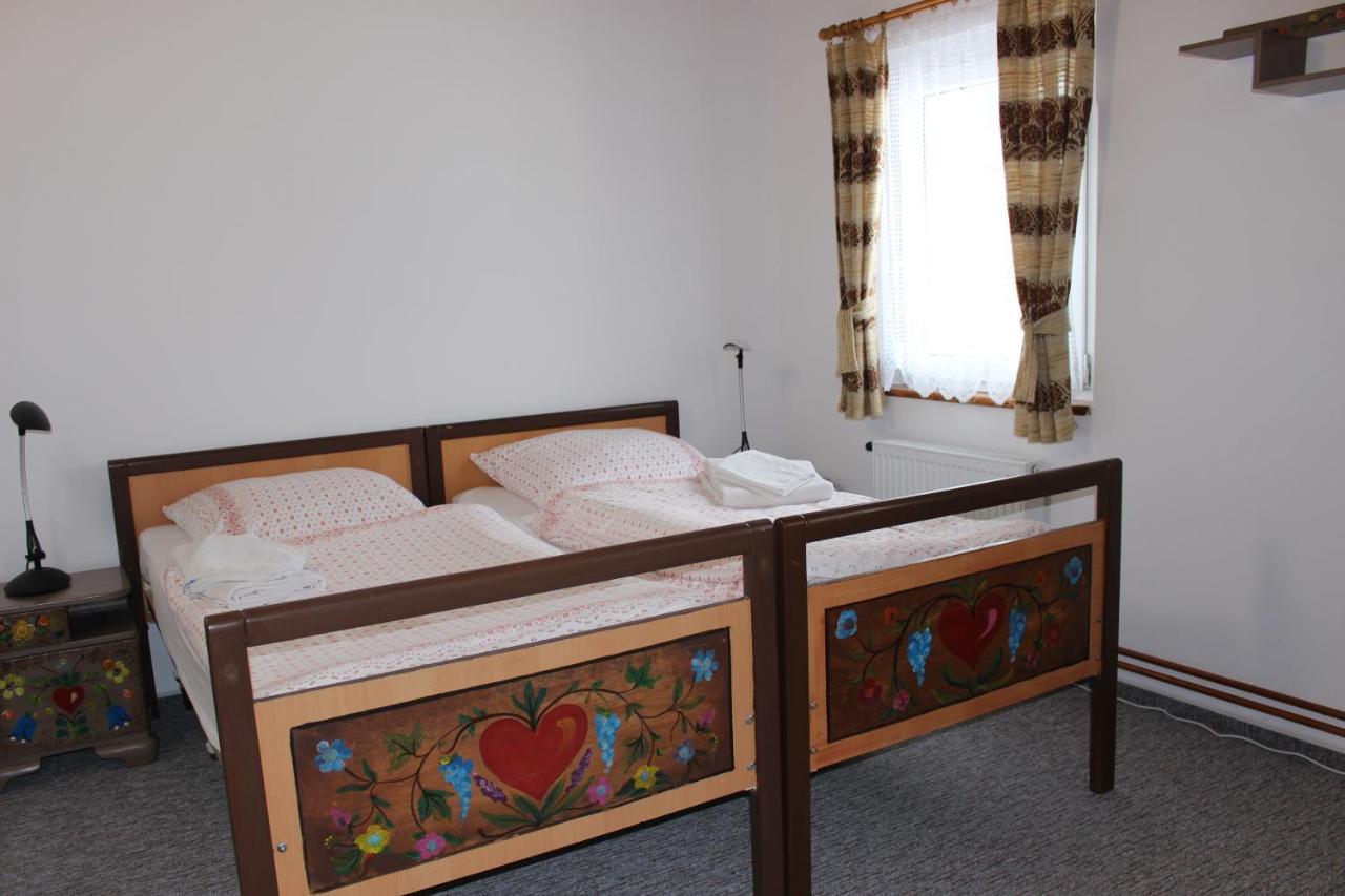 Bendovsky Dvur Bed & Breakfast Dusniky Eksteriør bilde
